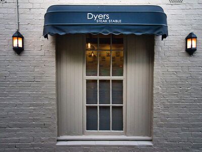 Dyers Steak Stable