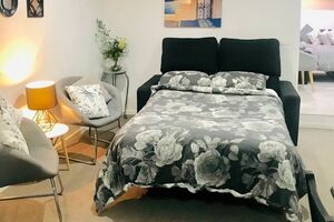 Sherrard Spacious Family Place Black Hill Ballarat Victoria - BnB Coast 2 Coast